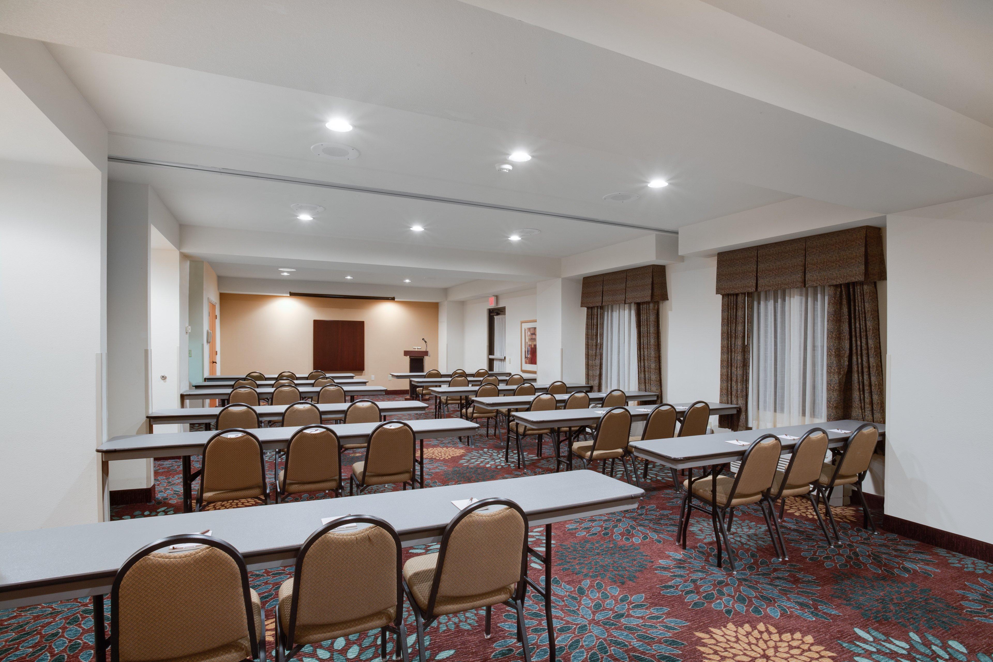 Staybridge Suites Tampa East- Brandon By Ihg Mango Dış mekan fotoğraf